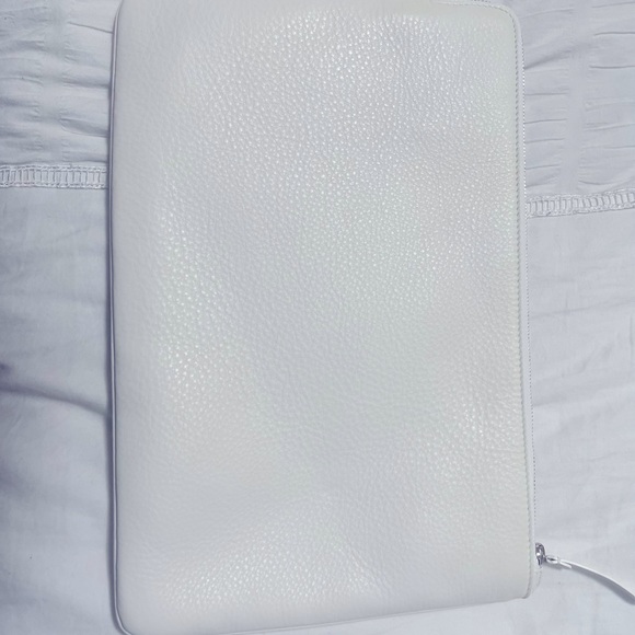 Balenciaga Clutch Authentic - Picture 3 of 6